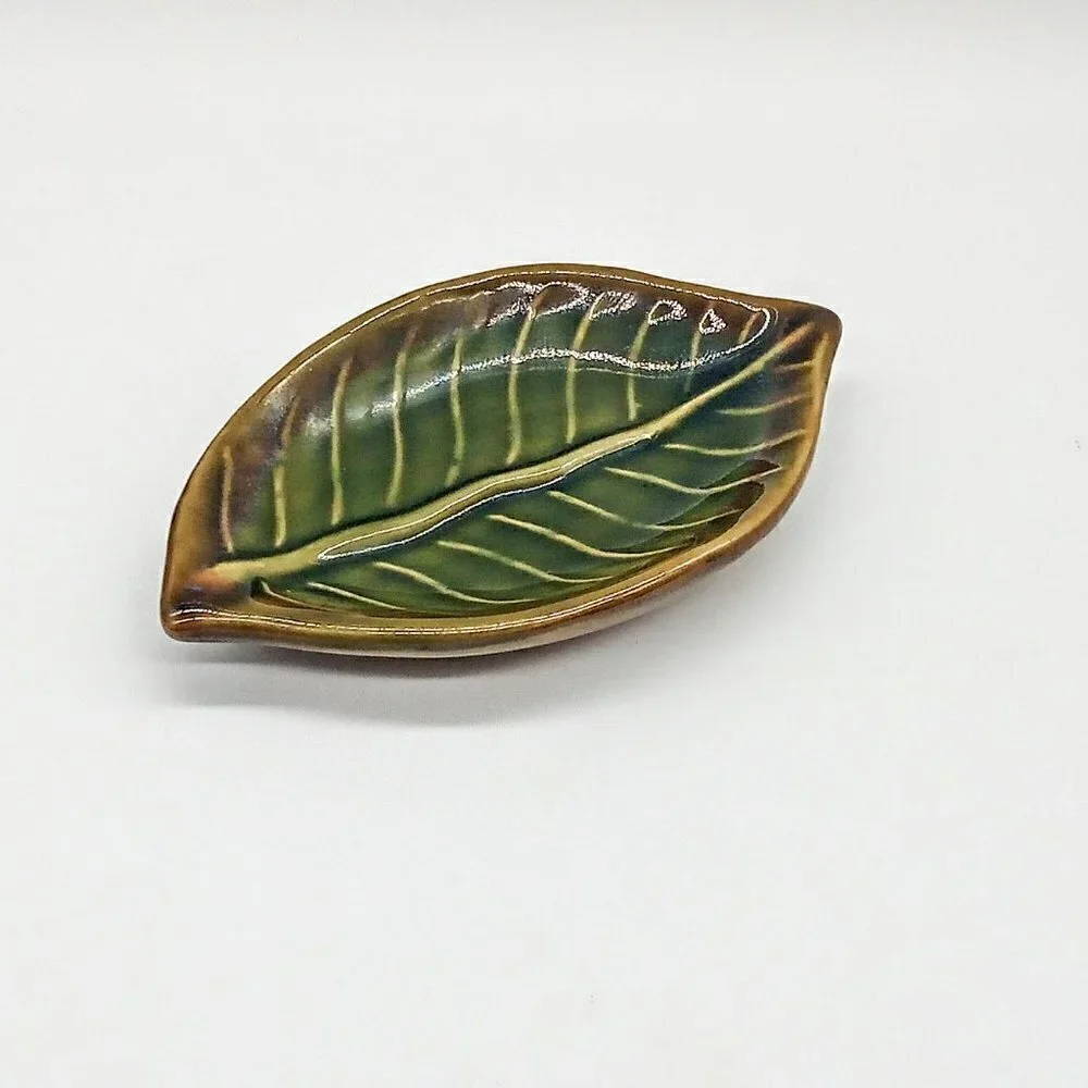 Set of 3 Pier 1 Green Leaf Ceramic Nesting Trays